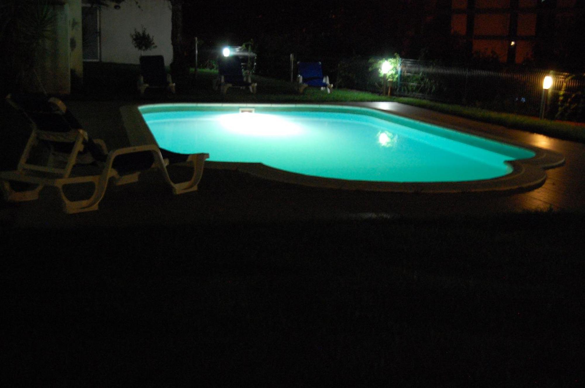 Casinhas Do Geres Apartment Exterior photo