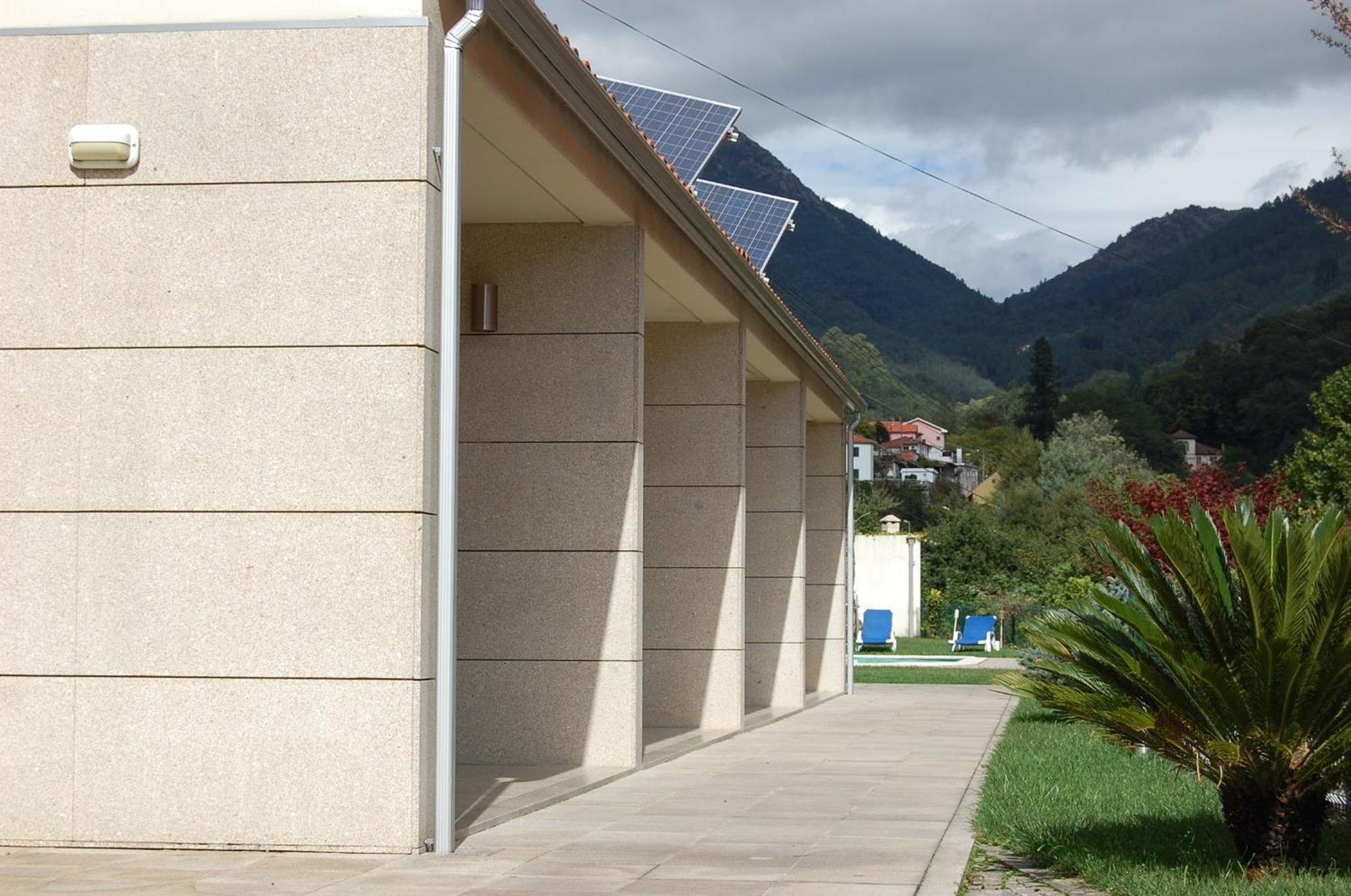 Casinhas Do Geres Apartment Exterior photo