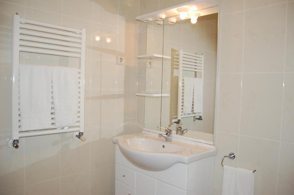Casinhas Do Geres Apartment Room photo